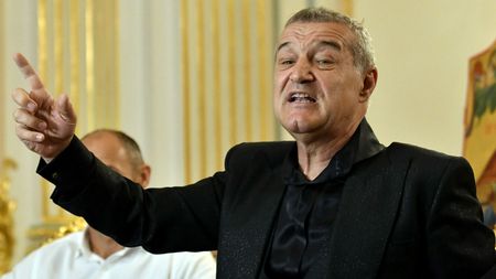 Gigi Becali a intrat peste fotbaliștii FCSB în vestiar: jucătorii cântau la tobe și alte instrumente muzicale! Miliardarul a rămas perplex: „Bă, sunteți nebuni? Ce faceți aici?”