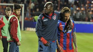 N'Doye neagă o eventuală plecare la Petrolul: "Eu sunt la Târgu Mureș și dau 100% pentru echipă"