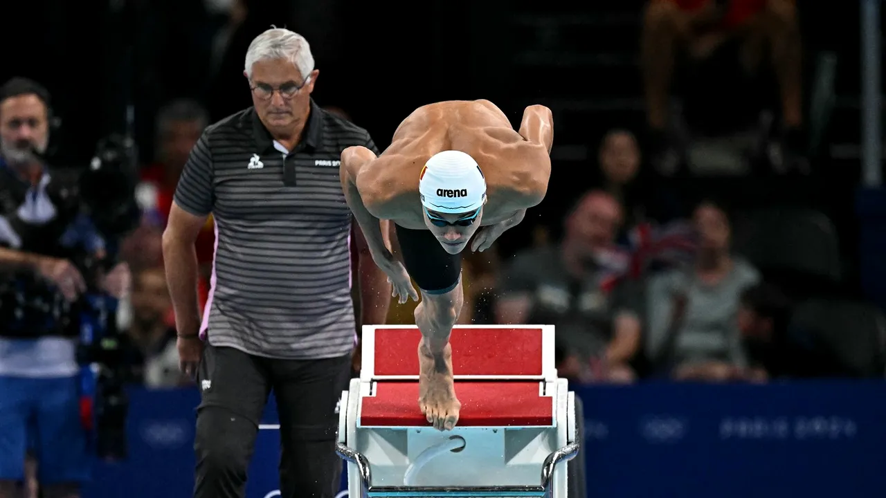 Ora la care înoată David Popovici în semifinalele de la 200 de metri liber la Jocurile Olimpice de la Paris