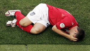 Mesajul EMOȚIONANT care a zguduit Anglia: "Azi am decis să mă retrag!" România l-a făcut unic în istoria fotbalului englez