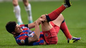 Tănase s-a rupt, Gâlcă nu mai are soluții. "Nu cred că e întindere, cred că e ruptură" Ce se va întâmpla cu FCSB în absența decarului