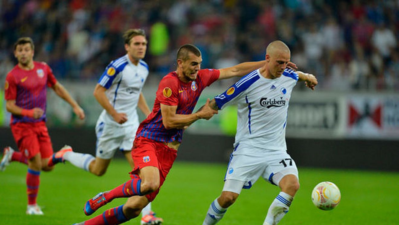 Petrescu toarnă plumb în picioarele steliștilor!** Avertisment înainte de meciul capital cu danezii: "Va fi mai greu decât cu Stuttgart"