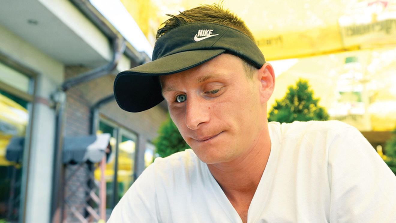 ProSport vă prezintă poveștile fotbalului mic și eroii lui. Atacantul cu un singur ochi care a înscris 42 de goluri în ultimul sezon