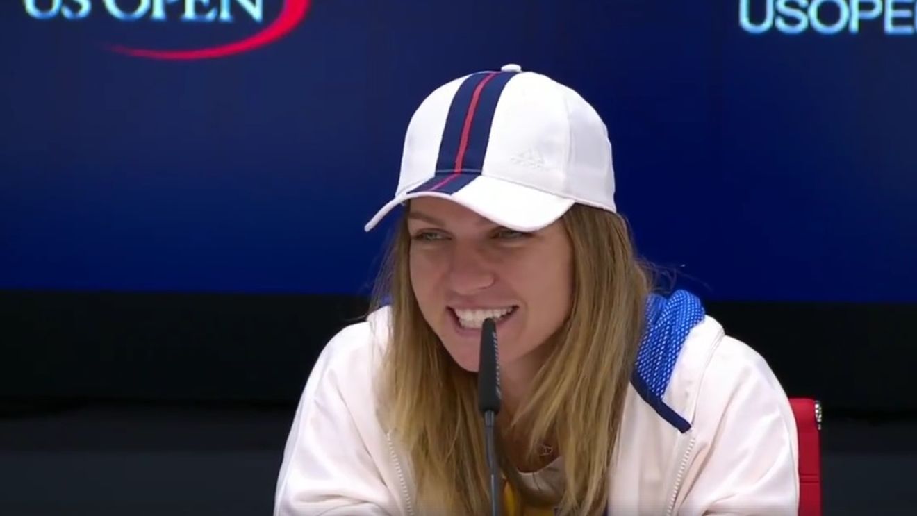 Momentul în care Halep a stârnit hohote de râs la conferința de presă. VIDEO "A fost Federer aici, nu? Știu!" Reacția Simonei înainte de întâlnirea-șoc cu Șarapova