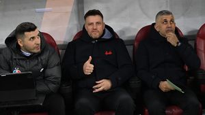 S-a aflat cum este păcălit regulamentul la FCSB! Mihai Pintilii dă tot din casă: „A fost trecut preparator fizic ca să poată sta pe bancă”
