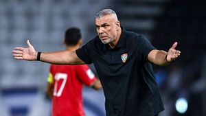 Absolut demențial! Șeicii din Emiratele Arabe Unite îl îmbracă în aur pe Cosmin Olăroiu: primă de 5.000.000 de euro dacă se califică la Mondiale!