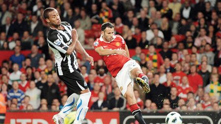 Premier Giggs: Vezi ce performanță a reușit galezul!