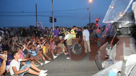 "Noi am fost pașnici, Jandarmeria de ce a intervenit în forță?!"