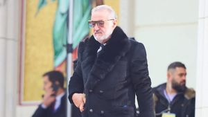 Gigi Becali a anunțat cei 3 fotbaliști la care FCSB renunță în iarnă: „Pleacă!”