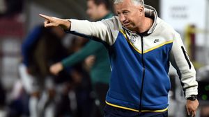 Dan Petrescu, sigur pe el de calificarea din grupele Conference League! „Șanse mari să ne calificăm de pe locul 2"