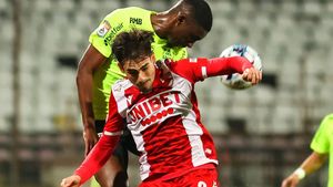 Lovitură pe care o dă Dinamo imediat după rușinea cu CFR Cluj! Cu cine ar putea semna trupa din „Ștefan cel Mare” | EXCLUSIV