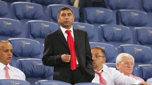 Turcu: "Rednic a avut dreptate, Drăgănescu e arbitrul de casă al Vasluiului!"