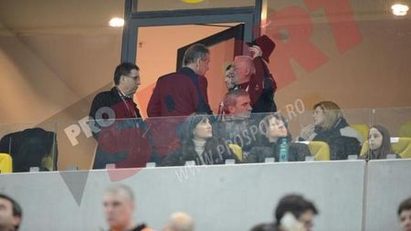 Gigi Becali, DELIR după Steaua - Chelsea 1-0!** "Terry era distrus, Lampard nu s-a văzut, Hazard s-a hazardat! Suntem calificați!"