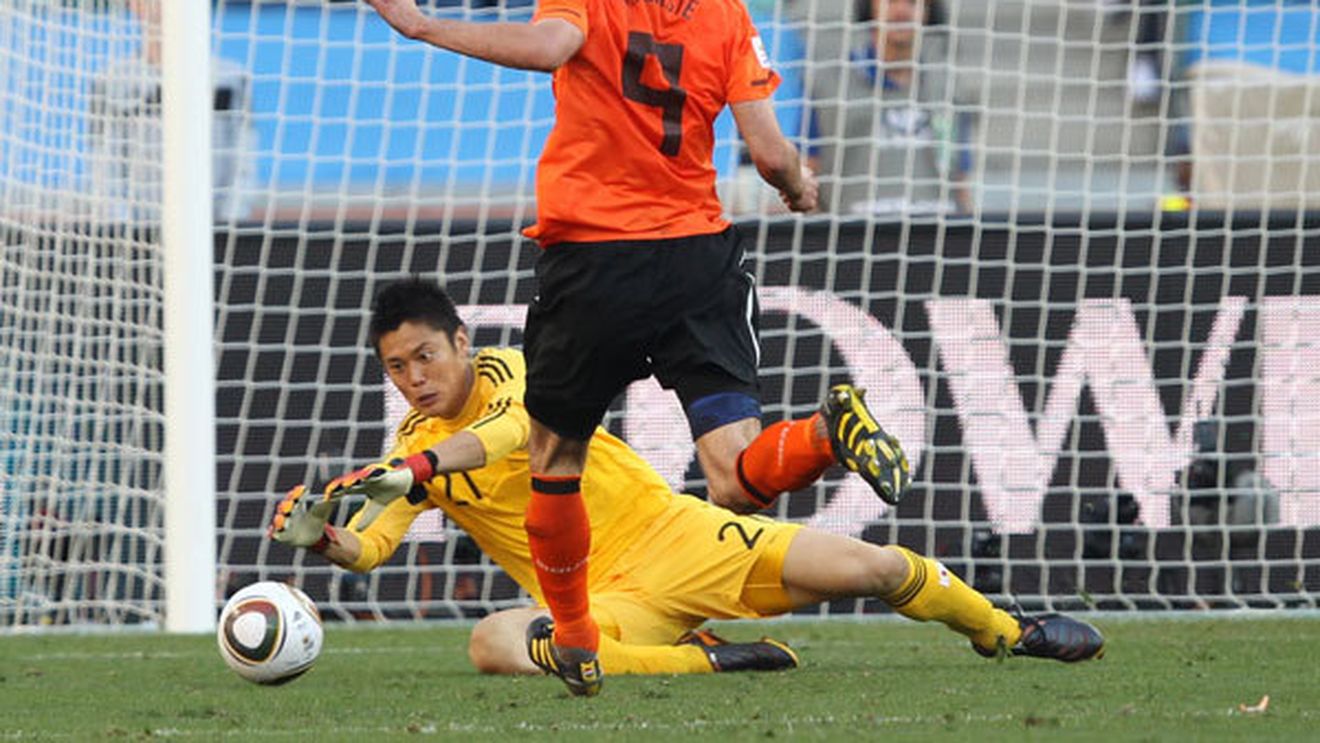 Van Persie, iertat de selecționer: "Nu l-am auzit! Zgomotul produs de vuvuzele era mare":)