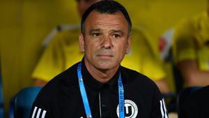 Toni Petrea vorbește despre plecarea de la U Cluj: „S-au spus multe lucruri neadevărate!" Ce motive i-au invocat șefii și cum s-a simțit când auzea zvonuri despre negocieri cu alți antrenori | EXCLUSIV