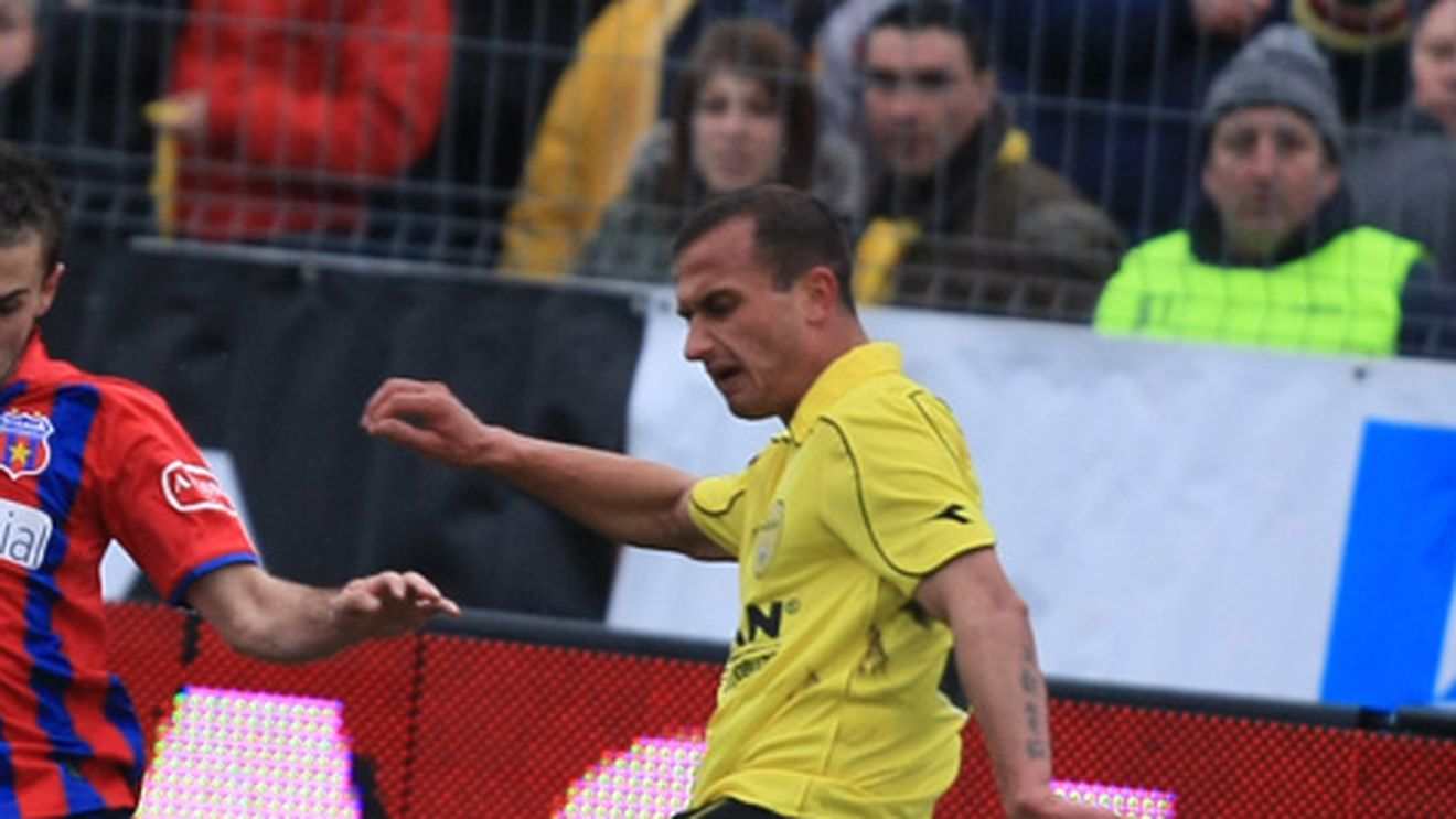 Moldovan:** „Vreau să mușcăm din Steaua!"