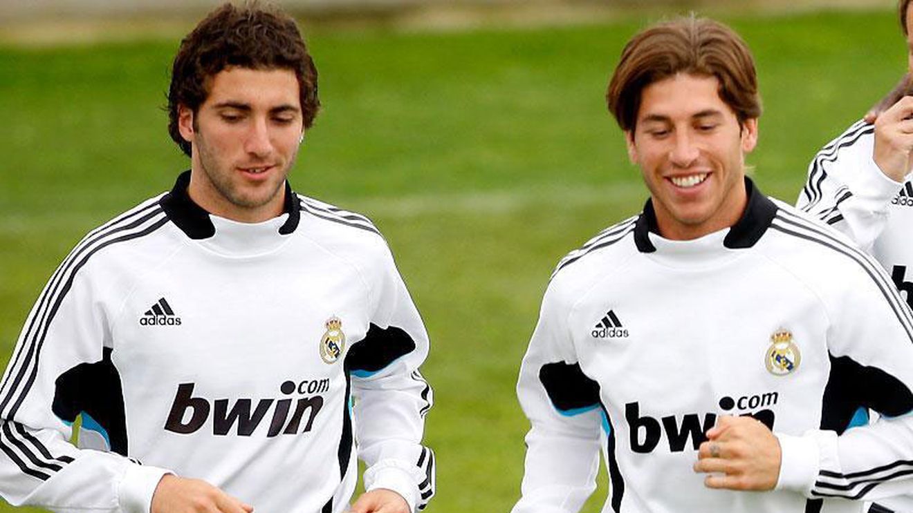 City pregătește o ofertă de 50 de milioane de euro pentru Higuain și Gago!