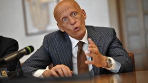 Collina nici nu vrea să audă de tehnologie în fotbal:** "Doi asistenți pe liniile porților ar rezolva problema greșelilor"