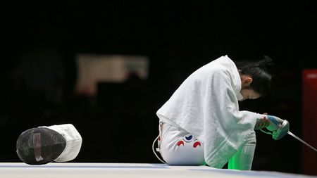 Decizia care ar trebui să facă uitată NEDREPTATEA!** Federația Internațională de Scrimă îi va acorda lui Shin A-Lam o medalie onorifică! Vezi replica sud-coreencei