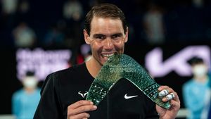 Pur și simplu formidabil! Rafael Nadal s-a impus la Melbourne și a ajuns la 19 sezoane consecutive cu titlu câștigat. Câte trofee a cucerit în total | VIDEO