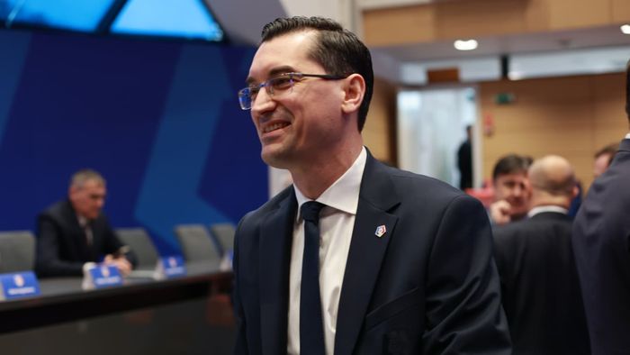 Răzvan Burleanu a câștigat alegerile FRF și a reacționat: „Cine e măscăriciul ăsta?”. Acum se decide Comitetul Executiv. Cel mai vechi om din federație, out!