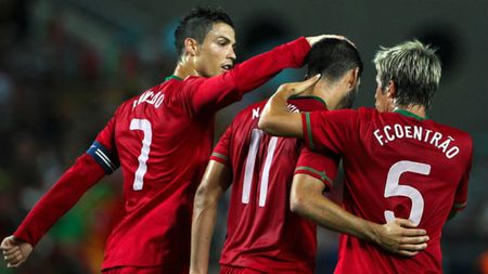 Nelson Oliveira, spre Premier League. Vârful Benficăi a fost împrumutat la Swansea