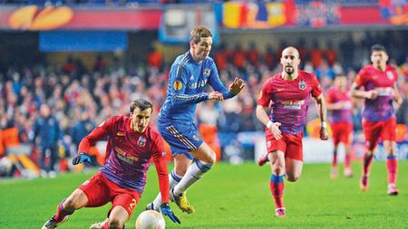 Mourinho îl pune "pe liber"? "Nu l-a păcălit cu golurile înscrise în fața unor echipe ca Steaua Numaiștiucum!"