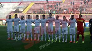 Continuă criza în Giulești. Mircea Bornescu după înfrângerea cu CSMS Iași: "Nu știu ce ar trebui să facem să câștigăm un meci. E multă frustrare, dezamăgire, disperare"