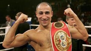 Arthur Abraham: "Bute va câștiga meciul cu Froch!"** Cine este cel mai bun din lume la categoria mijlocie
