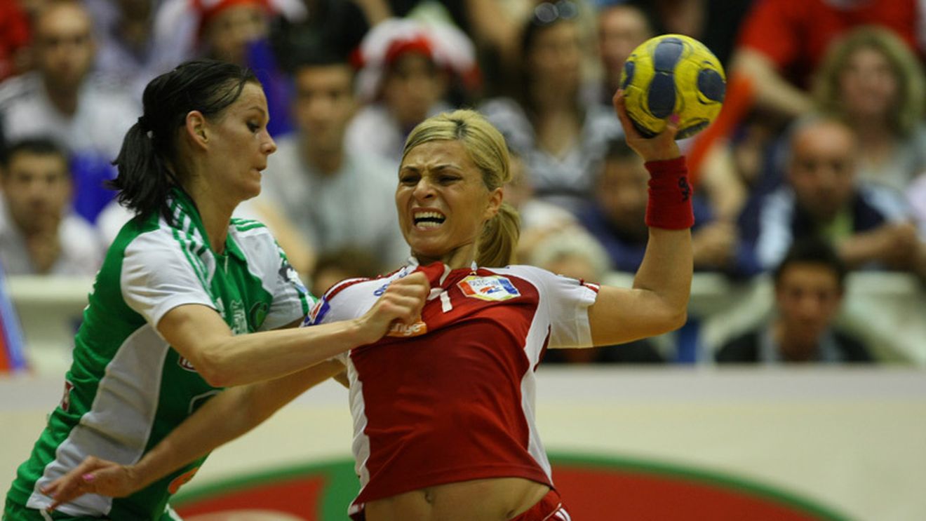 ATUNCI ȘI ACUM | Transformarea spectaculoasă a extremei care înscria și din unghi mort. Cum arată Ada Nechita, medaliata cu bronz de la CM 2015 | FOTO 