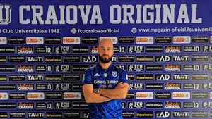 Transfer de calibru la FCU Craiova prin fiica lui Mircea Rednic! Adrian Mutu a primit un jucător cu zeci de meciuri în prima ligă belgiană