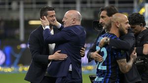 Președintele Marotta a anunțat ce transferuri îi aduce lui Cristi Chivu după ce a luat titlul cu Inter: „Să stea cu noi mulți ani”