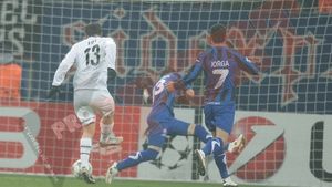 MămăLiga Campionilor!** Oțelul - FC Basel 2-3! Man. Utd - Benfica 2-2