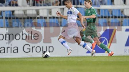 Îi surâde ideea partidelor nocturne:** "Prefer să joc în pijama, decât pe temperaturi ridicate! Dacă te ia somnul, dă-ți două palme"