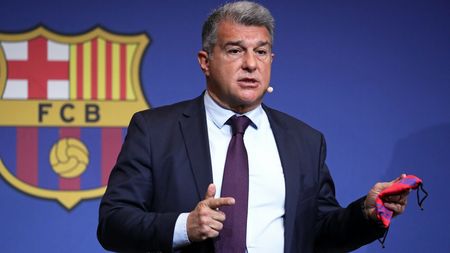 Barcelona a reușit două mutări de senzație în ultimele ore ale perioadei de transferuri, grație unei invenții financiare geniale