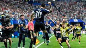 Anglia - Argentina 1-2. De la „Mâna lui Dumnezeu” la magia lui Messi, prin inima lui Maradona după 40 de ani. Cronică sud-americană de Gabriel Berceanu