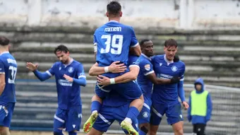 CSM Slatina a început prost cu CSM Olimpia Satu Mare, dar a câștigat. Claudiu Niculescu și oltenii au beneficiat și de om în plus: ”Ne-a bulversat golul lor, dar a existat o singură echipă”