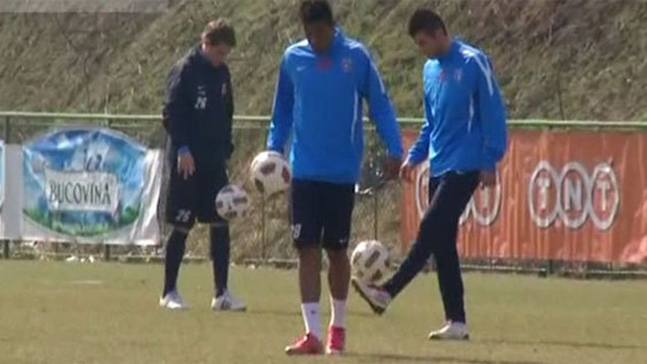 VIDEO** Cum arată un antrenament sub comanda lui Cîrțu! Maicon s-a pregătit în echipamentul lui Stancu