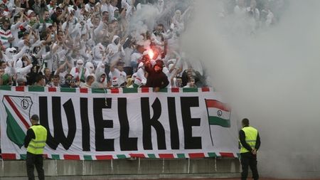 Au făcut show pe National Arena, acum s-au dat în spectacol în Letonia!** Violențe și 16 arestări în EL: "E răul cel mai mic la care ne așteptam" VIDEO