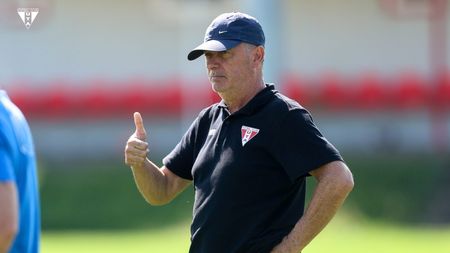 Mircea Rednic l-a readus în Superliga pe atacantul dorit cu insistență de Gigi Becali în trecut! UTA Arad mai testează și un mijlocaș israelian | EXCLUSIV