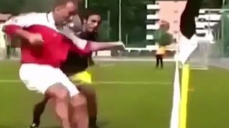 Dribling fantastic. VIDEO - Ibra, Ronaldinho sau Ronaldo nu s-au gândit la așa ceva: cum a trecut acest domn cu burtă de adversarul direct