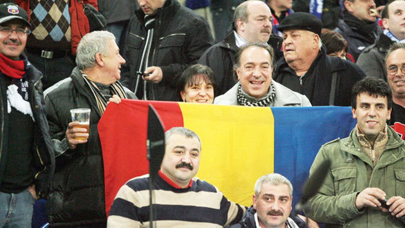 Germania, lecție de civilizație!** Fanii lor nu fug de echipă, nu pun condiții, nu scriu pe garduri și nici nu vin gratis la meci