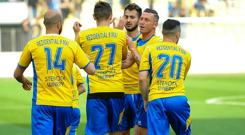 Variantă surpriză de antrenor la Petrolul?** 