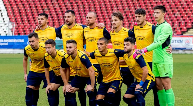 Sporting Liești speră să strice ”ploile” favoritelor la promovare în Seria 2 a Ligii a 3-a, dar își vede lungul nasului. Președintele Dorinel Matei: ”Din cei 23 de jucători, 10 lucrează”