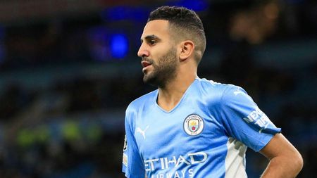 Șoc la campioana Premier League: Riyad Mahrez e la un pas să se transfere de la Manchester City!