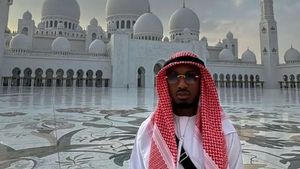 Cine e „Lewis Hamilton” de la Petrolul. Fotbalistul nu are mașină și vine cu bicicleta la stadion