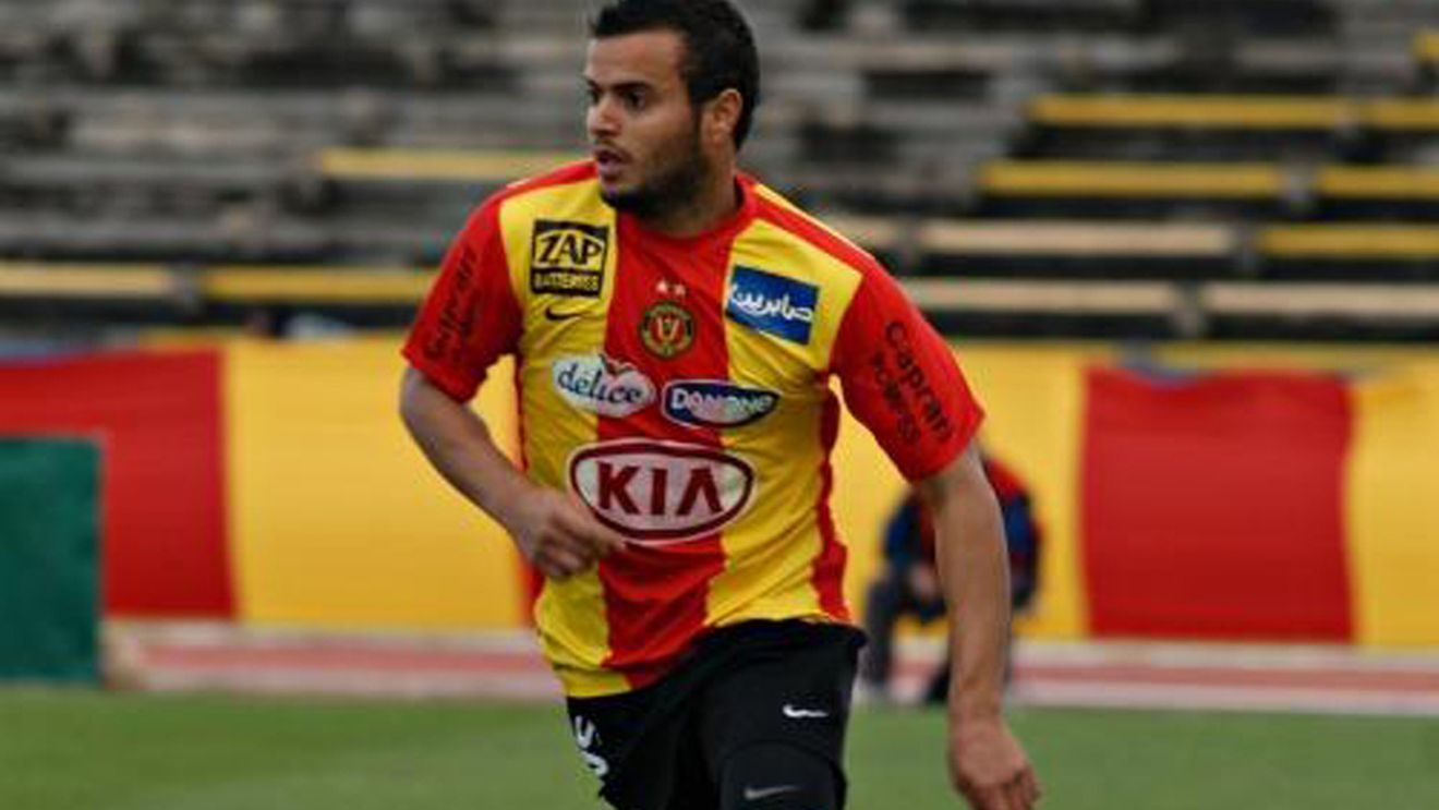 EXCLUSIV - Încă un transfer la Dinamo. VIDEO - "Câinii" și-au rezolvat cea mai mare problemă din apărare: au găsit fundaș stânga