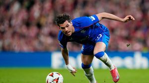 „Fabulație!”. Revenirea lui Ianis Hagi la Rangers, desființată de scoțieni