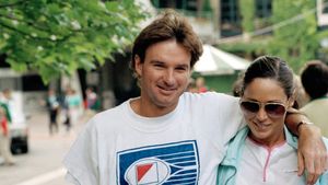 „Am fost la conacul Playboy de două ori. Într-una dintre aceste dăți am întâlnit-o pe soția mea”. Fabuloasa poveste a celebrului jucător de tenis, care era logodit atunci cu actuala prietenă a Simonei Halep