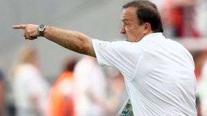 Dick Advocaat și-a reziliat contractul de selecționer al Belgiei